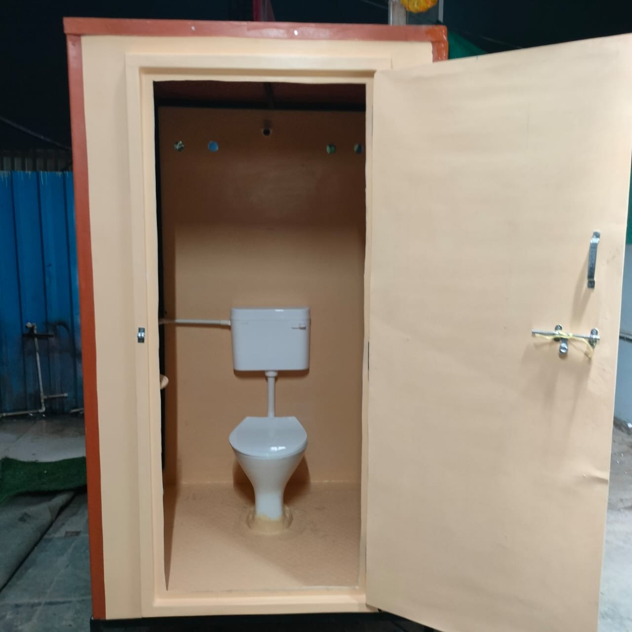 Toilet View 3