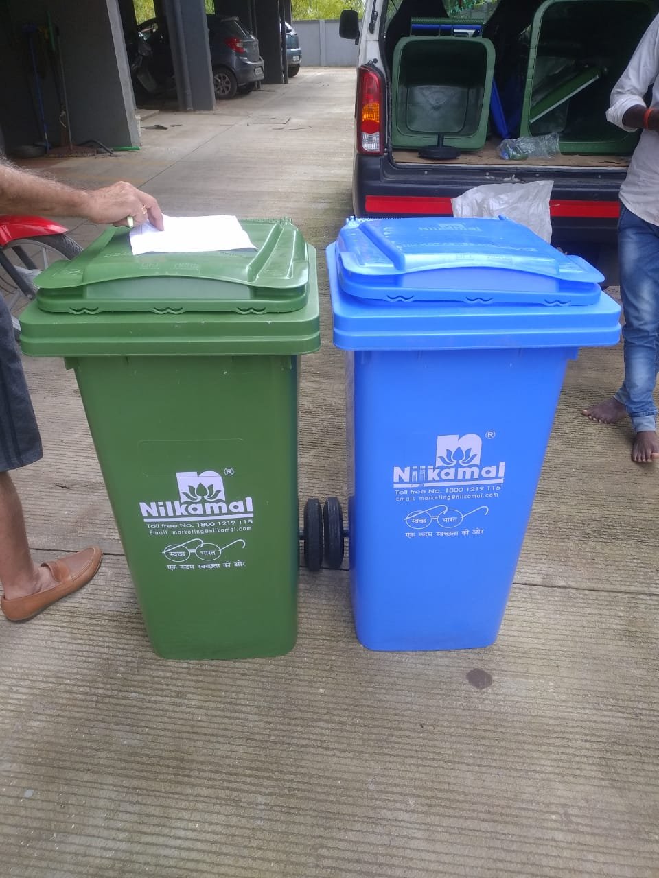 dustbin View 3